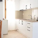 فندق مبيت وإفطار Pranvera's