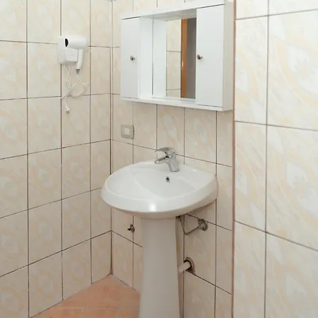 Pranvera's Nocleg ze śniadaniem