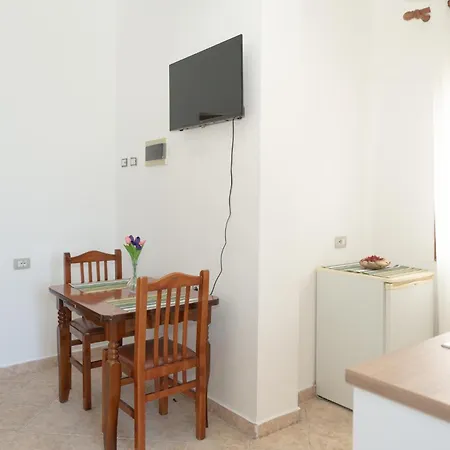 Bed & Breakfast Pranvera's Vlore