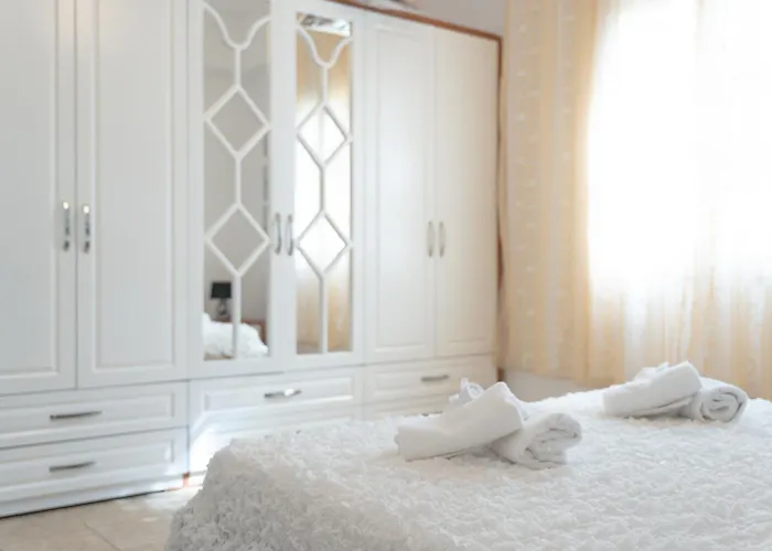 Pranvera's 3* Vlorë