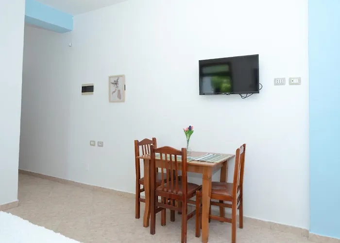 Pranvera's Bed & Breakfast